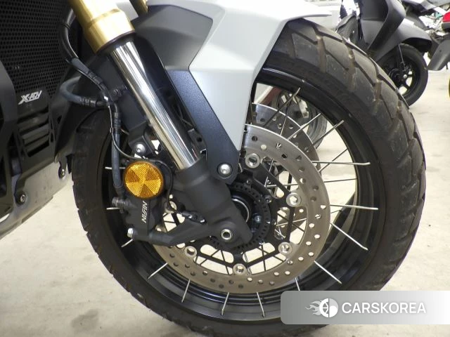 Honda X-ADV 750 id 4184744 из Японии 10