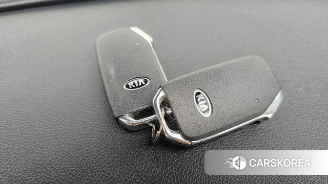 Kia The New Niro id 3965899 из Кореи 10