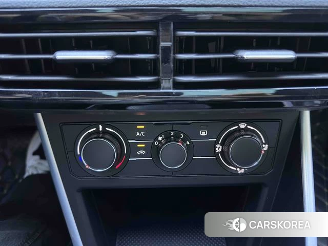 Volkswagen Polo id 4313419 из Китая 10