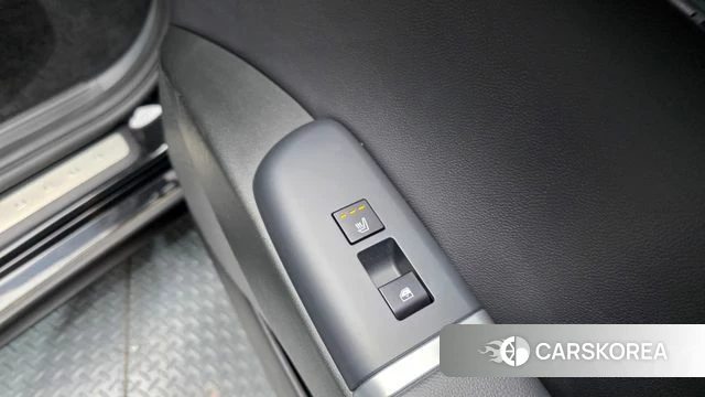 Hyundai Grandeur Hybrid (GN7) id 3864913 из Кореи 10