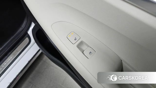 Hyundai The New Grandeur IG Hybrid id 3910760 из Кореи 10