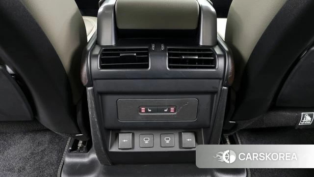 Land Rover Defender (L663) id 3884688 из Кореи 10