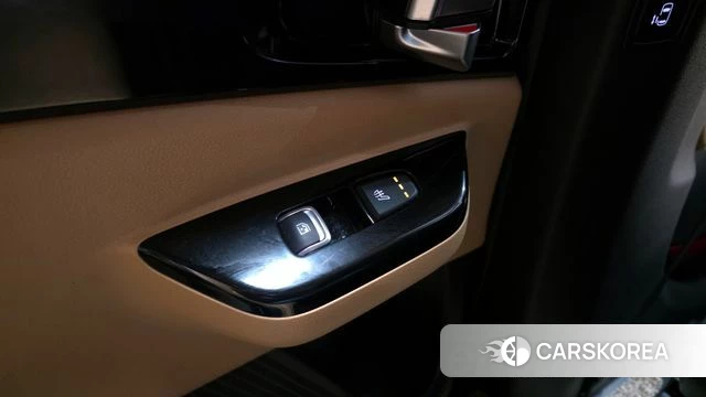 Kia Carnival 4th generation id 3851389 из Кореи 10