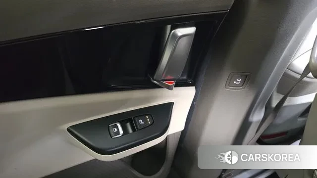 Kia Carnival 4th generation id 3759322 из Кореи 10