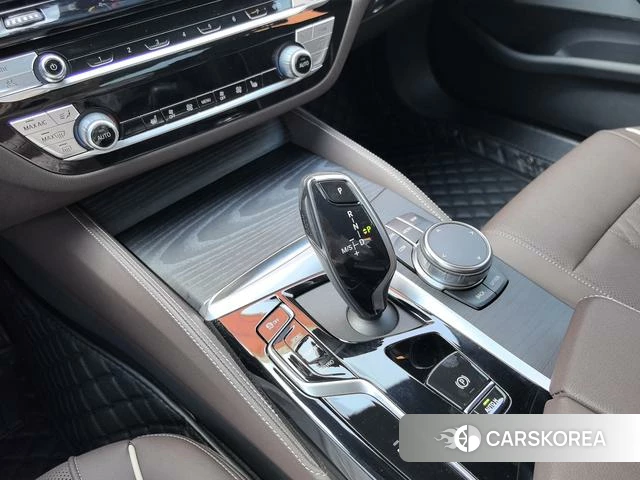 BMW 5 series id 3908248 из Китая 10