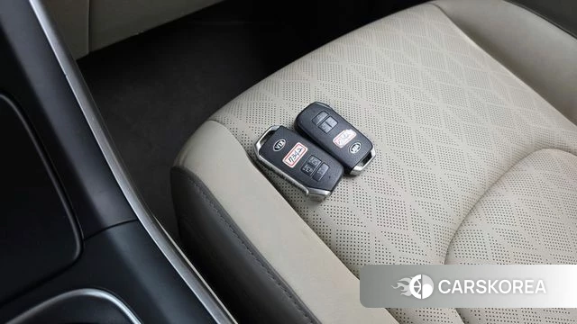 Kia Carnival 4th generation id 4202832 из Кореи 10