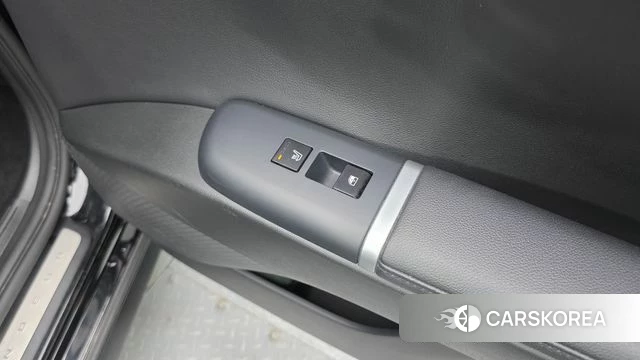 Hyundai Grandeur (GN7) id 4591864 из Кореи 10