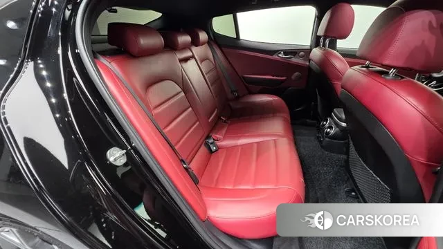 Kia Stinger id 3072116 из Кореи 10