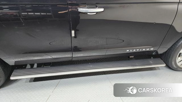 Ford Expeditation id 3865992 из Кореи 10