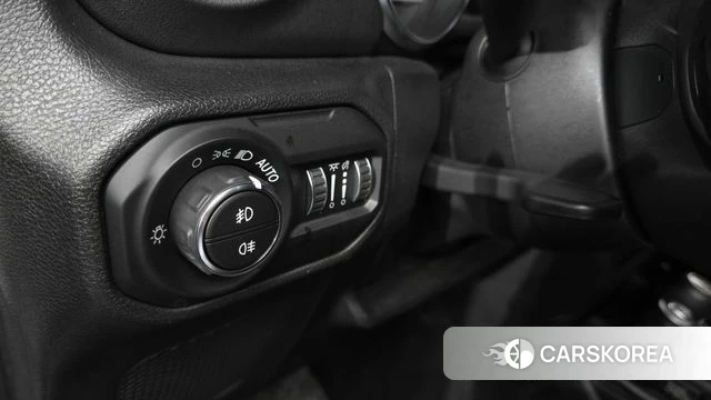 Jeep Wrangler (JL) id 4585657 из Кореи 10