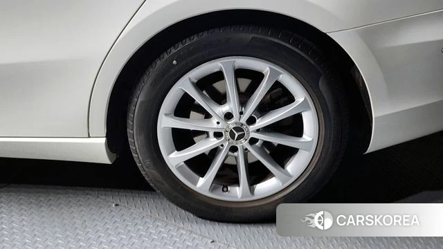 Mercedes-Benz A-Class W177 id 3828185 из Кореи 10