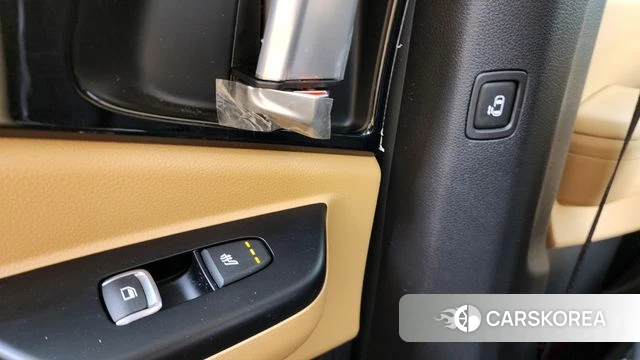 Kia Carnival 4th generation id 4230503 из Кореи 10