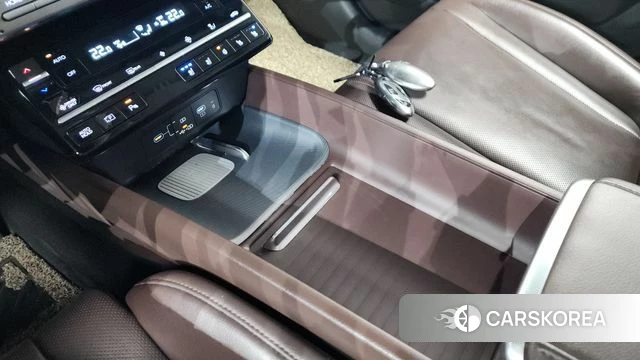 Hyundai Grandeur Hybrid (GN7) id 4243857 из Кореи 10
