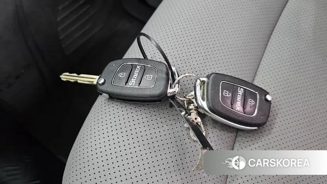 Hyundai The New Grand Starex id 3238972 из Кореи 10