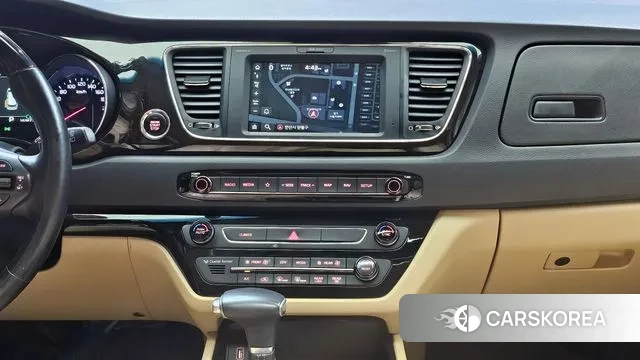 Kia The New Carnival id 3024723 из Кореи 10