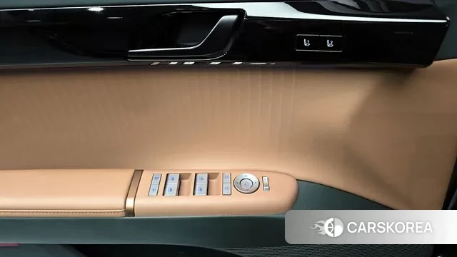 Hyundai Grandeur Hybrid (GN7) id 3359924 из Кореи 10