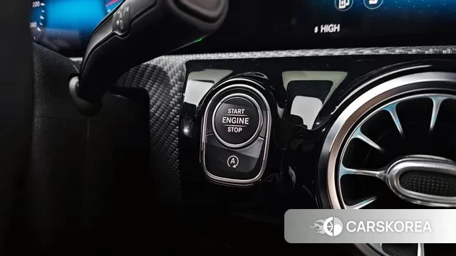 Mercedes-Benz A-Class W177 id 3587938 из Кореи 10