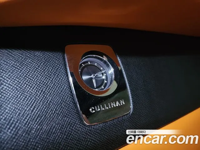 Rolls-Royce Cullinan id 2794584 из Кореи 10