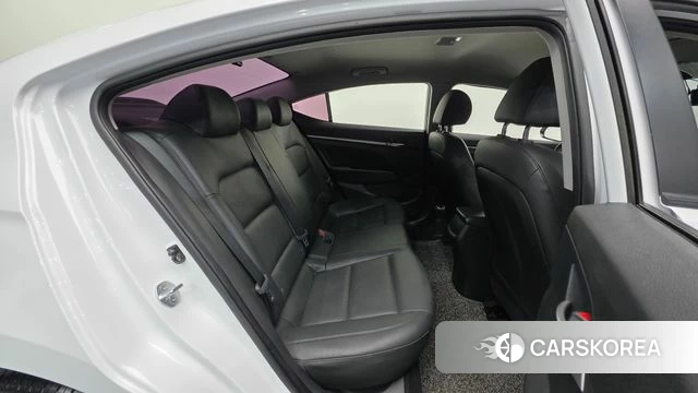 Hyundai The New Avante AD id 3924403 из Кореи 10