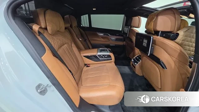 BMW 7 Series (G11) id 3526482 из Кореи 10