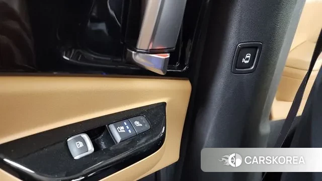 Kia Carnival 4th generation id 3374015 из Кореи 10