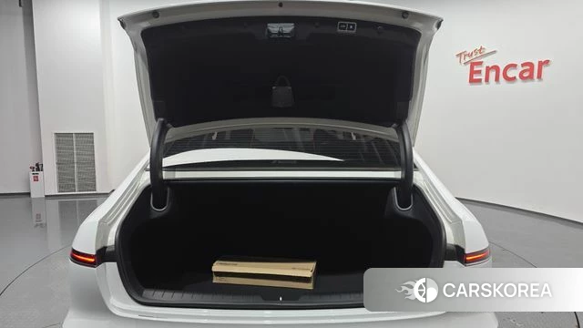 Hyundai Grandeur Hybrid (GN7) id 4394793 из Кореи 10