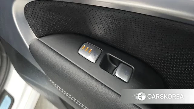 Genesis The New G70 id 2993705 из Кореи 10