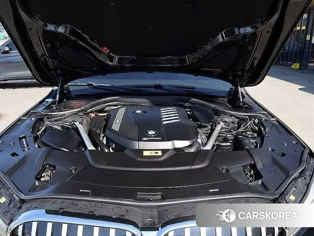 BMW 7 Series (G11) id 3765948 из Кореи 10