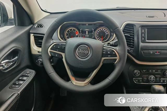 Jeep Free light id 4253562 из Китая 10