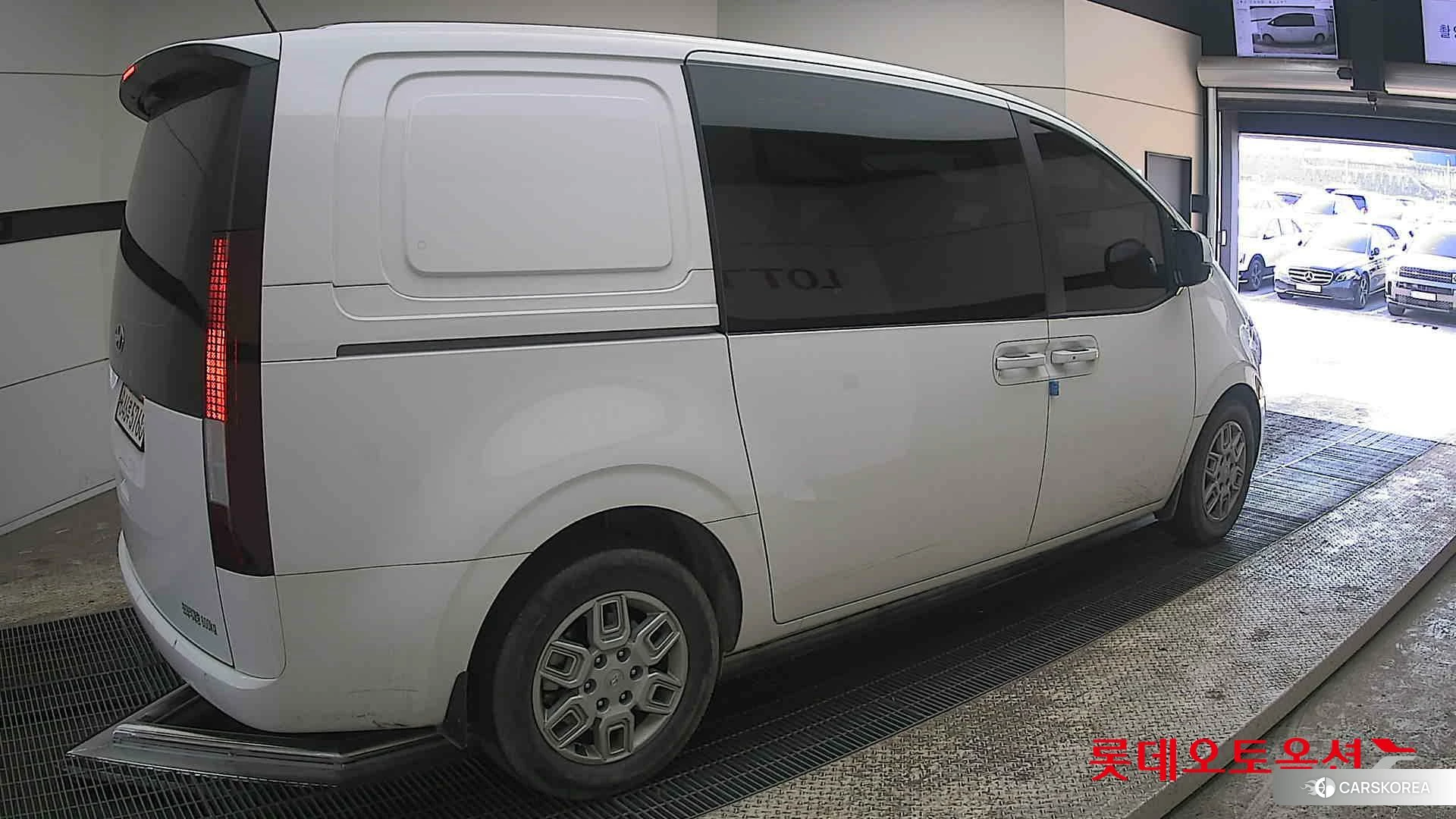 Hyundai Staria id 3882037 из Кореи 10