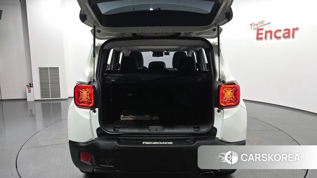 Jeep Renegade id 4383093 из Кореи 10