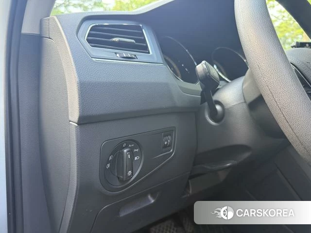 Volkswagen Tiguan L id 4301087 из Китая 10