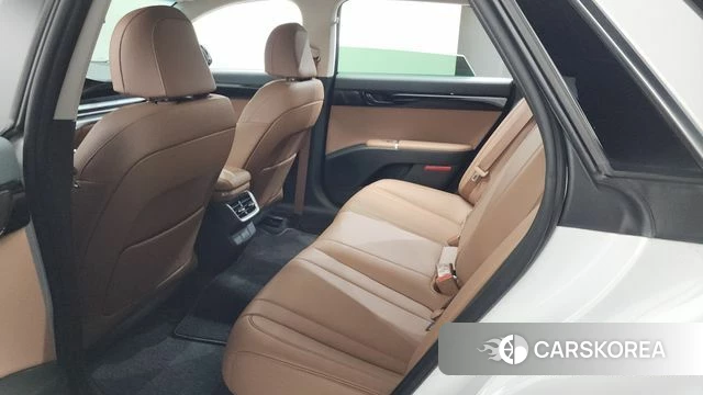 Hyundai Grandeur (GN7) id 4623367 из Кореи 10