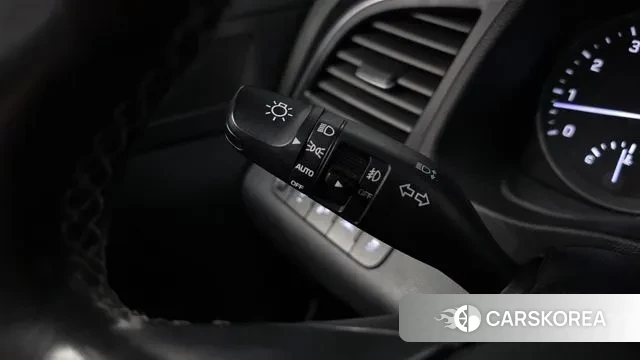 Hyundai Avante AD id 3779332 из Кореи 10