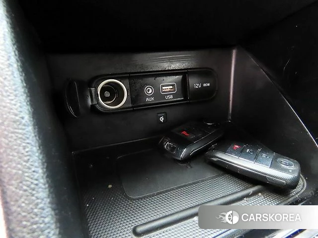 Kia Niro id 3834635 из Кореи 10