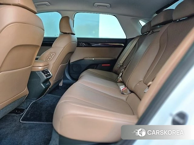 Hyundai Grandeur (GN7) id 4546788 из Кореи 10