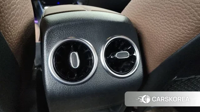 Mercedes-Benz GLA - Class H247 id 3572049 из Кореи 10