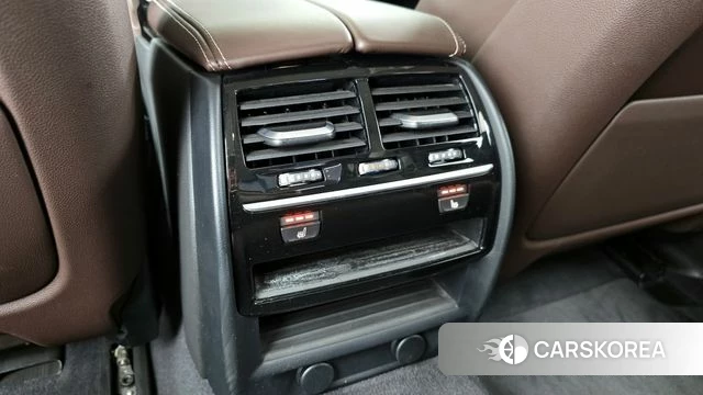 BMW 5 Series (G30) id 3801722 из Кореи 10