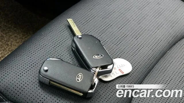 Kia Come New K3 id 2703114 из Кореи 10