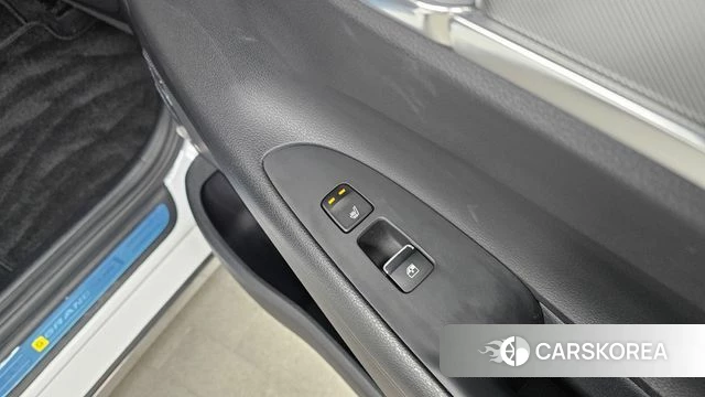 Hyundai The New Grandeur IG Hybrid id 4550001 из Кореи 10