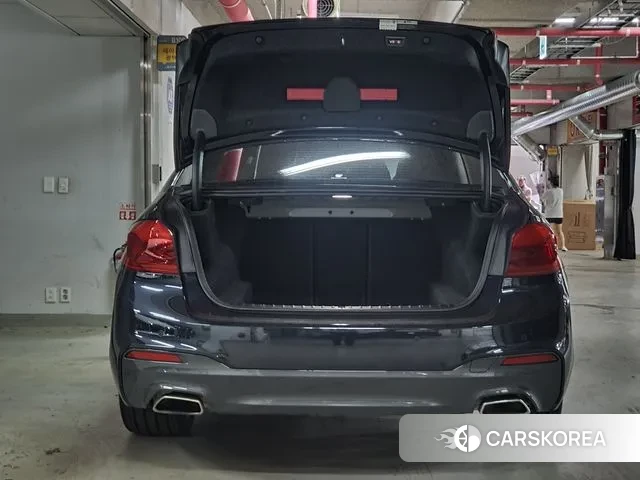 BMW 5 Series (G30) id 2994909 из Кореи 10