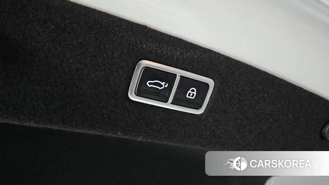 Genesis G90 (RS4) id 3818175 из Кореи 10