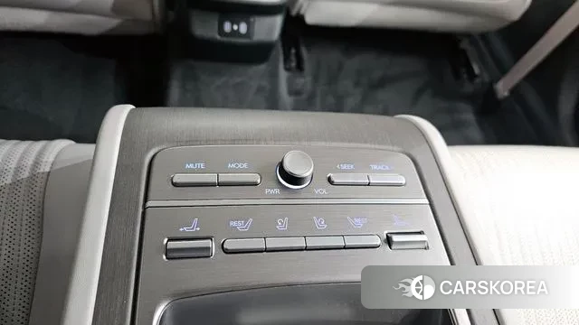 Hyundai Grandeur (GN7) id 3758659 из Кореи 10