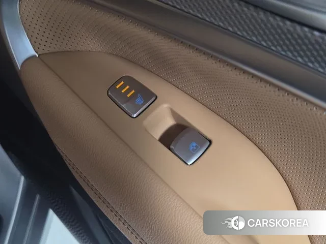 Genesis The New G70 id 3028314 из Кореи 10