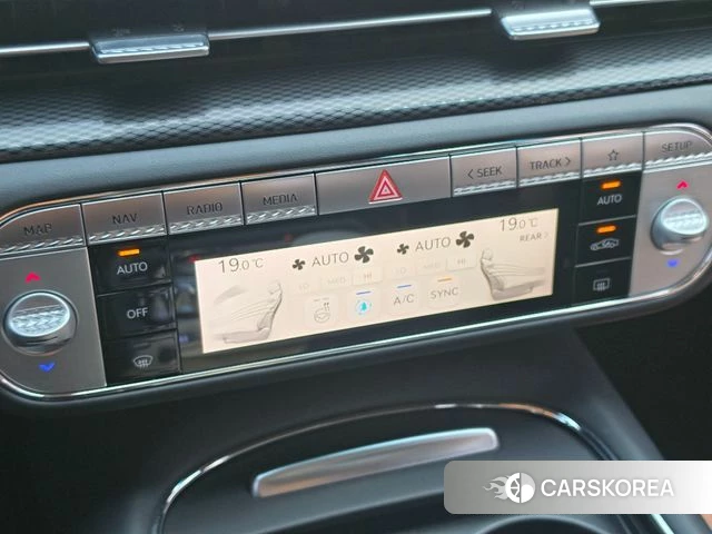 Genesis G90 (RS4) id 4842514 из Кореи 10