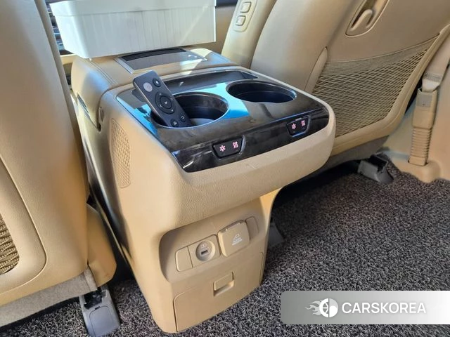 Kia The New Carnival id 4366422 из Кореи 10