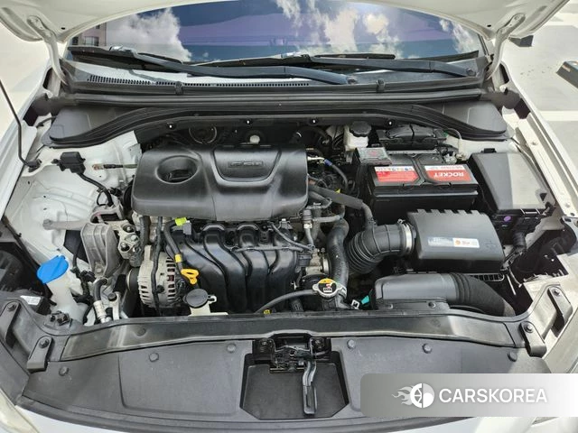 Hyundai Avante AD id 4596495 из Кореи 11