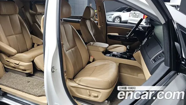 Kia The New Carnival id 2675625 из Кореи 11