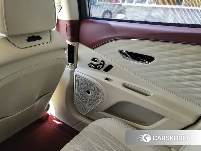 Bentley Flying Spur 3rd Generation id 3068132 из Кореи 11