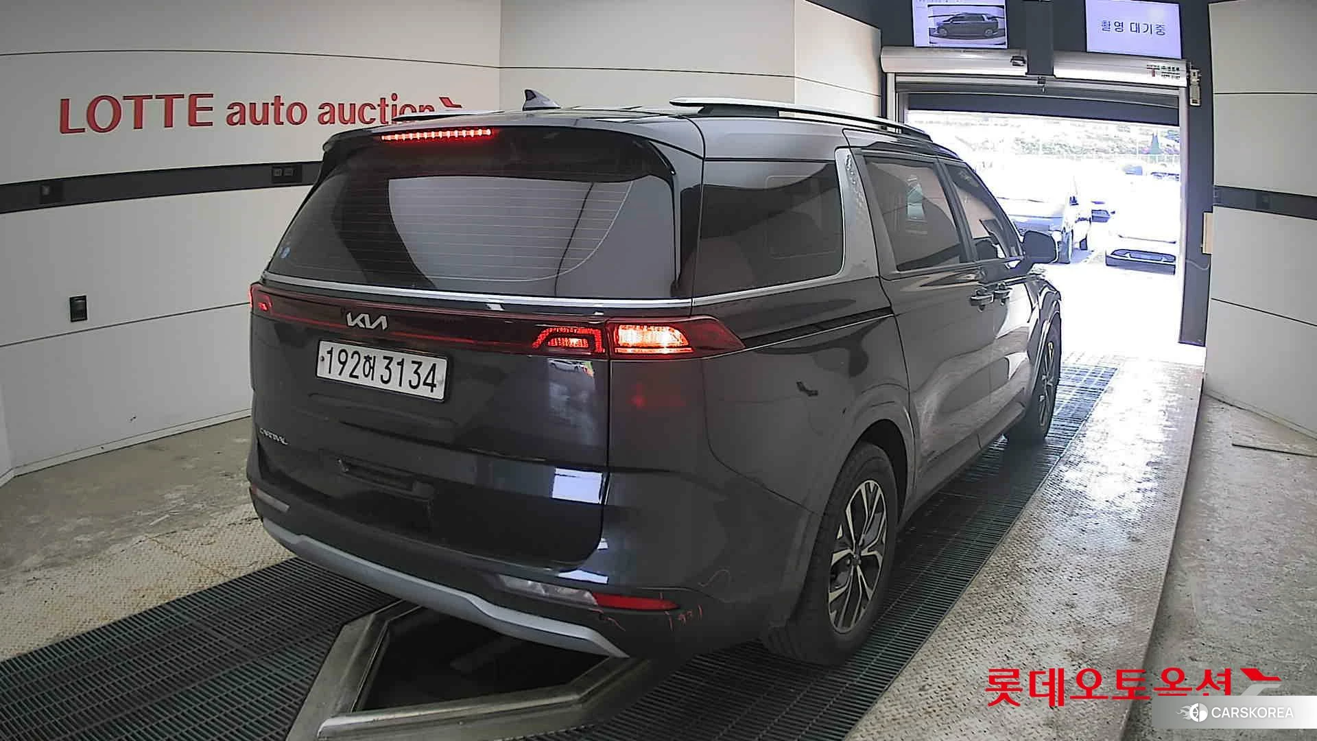 Kia Carnival id 4289546 из Кореи 11